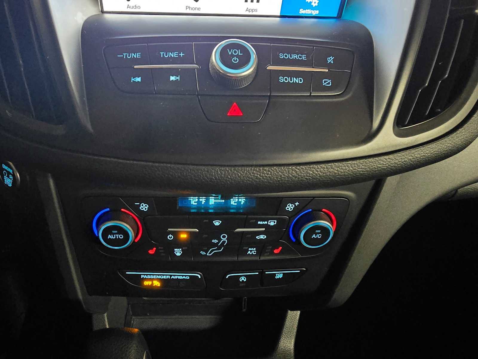 Used 2019 Ford Escape SE image 30