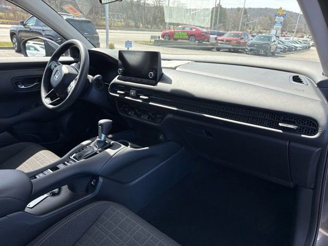 Used 2023 Honda HR-V LX image 8
