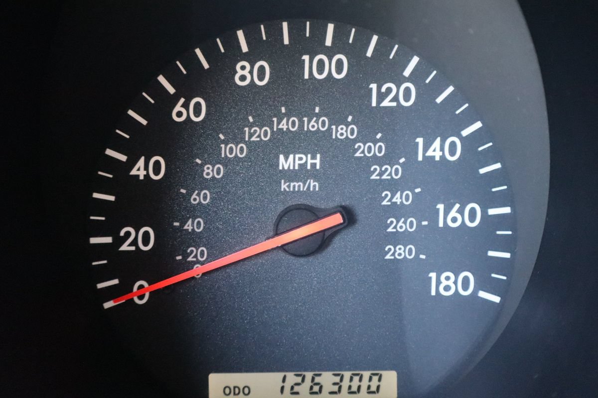 Used 2002 Lexus SC 430 Convertible RWD image 39