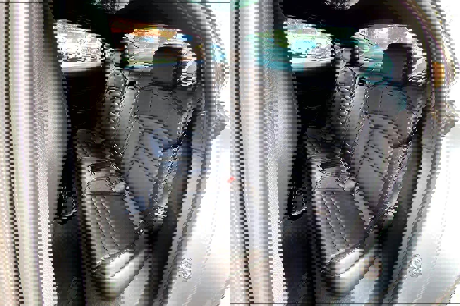 Used 2022 Porsche Taycan image 18