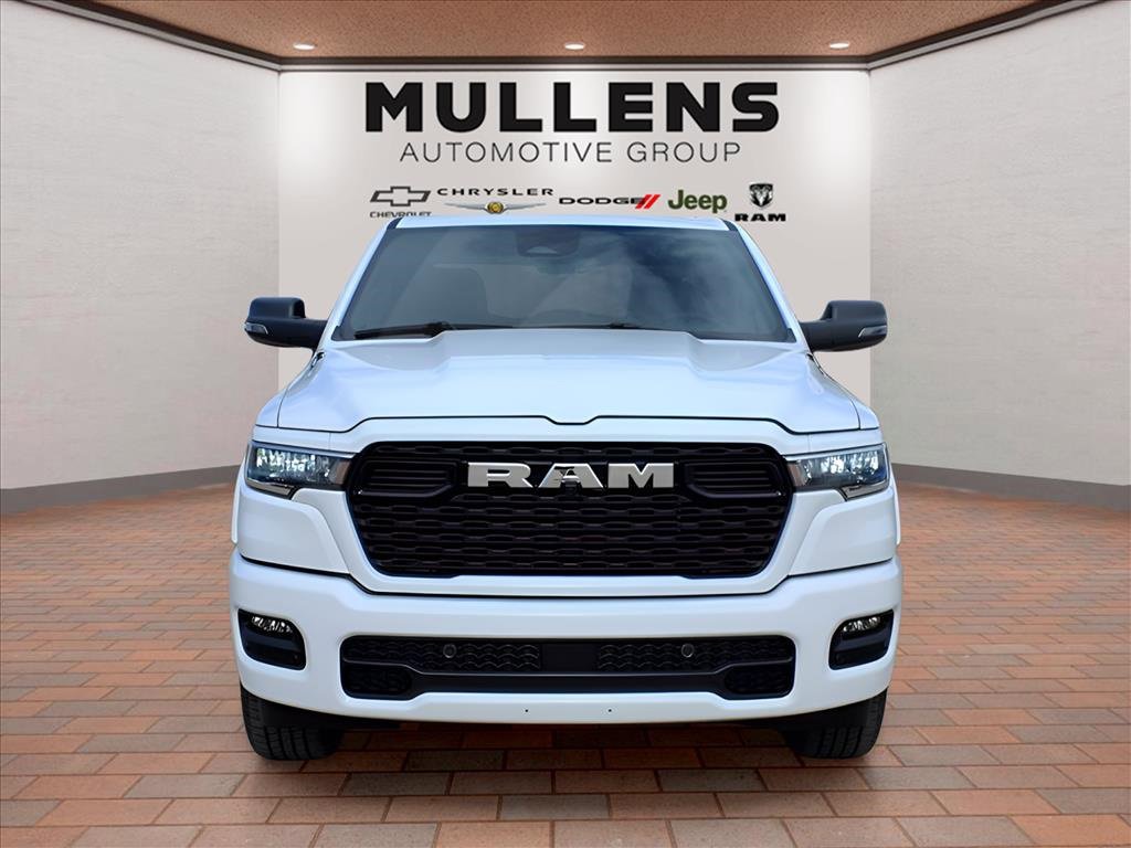 New 2026 RAM 1500 4x4 Crew Cab image 2