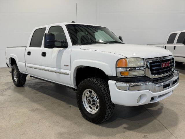 Used 2005 GMC Sierra 2500 SLE w/ Heavy-Duty Power Package AWD/4WD image 5