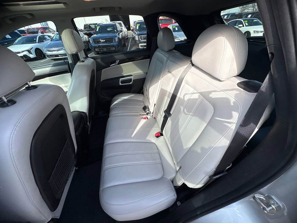 Used 2014 Chevrolet Captiva Sport LT w/ Convenience Package image 11