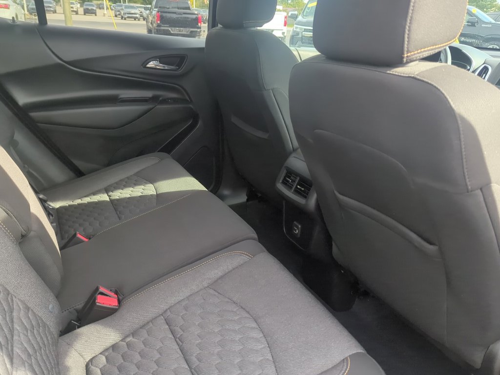 Certified 2019 Chevrolet Equinox LT w/ LPO, Floor Liner Package AWD/4WD image 15