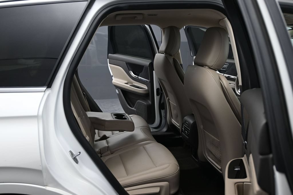 Used 2021 Lincoln Corsair AWD image 20