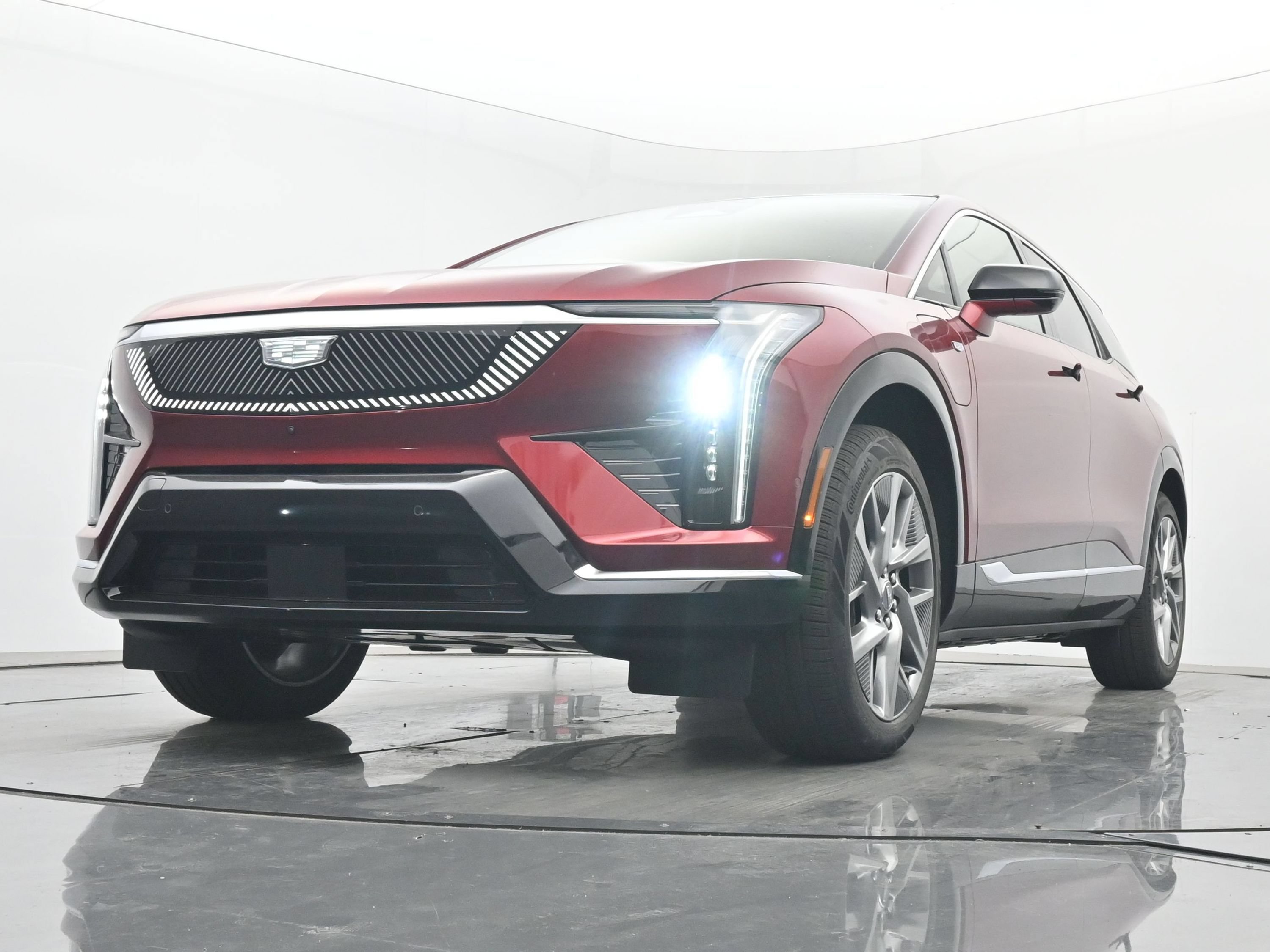 New 2026 Cadillac Optiq Luxury 1 w/ LPO, Floor Liner Package AWD/4WD image 15