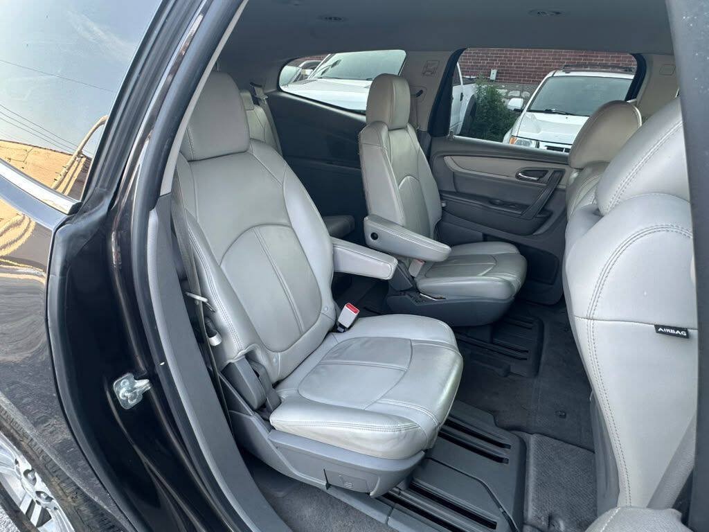 Used 2016 Chevrolet Traverse LT AWD/4WD image 25
