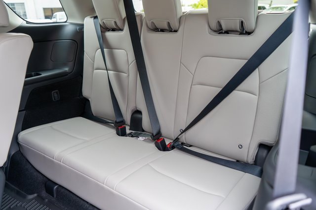 Certified 2025 Nissan Pathfinder SL image 14