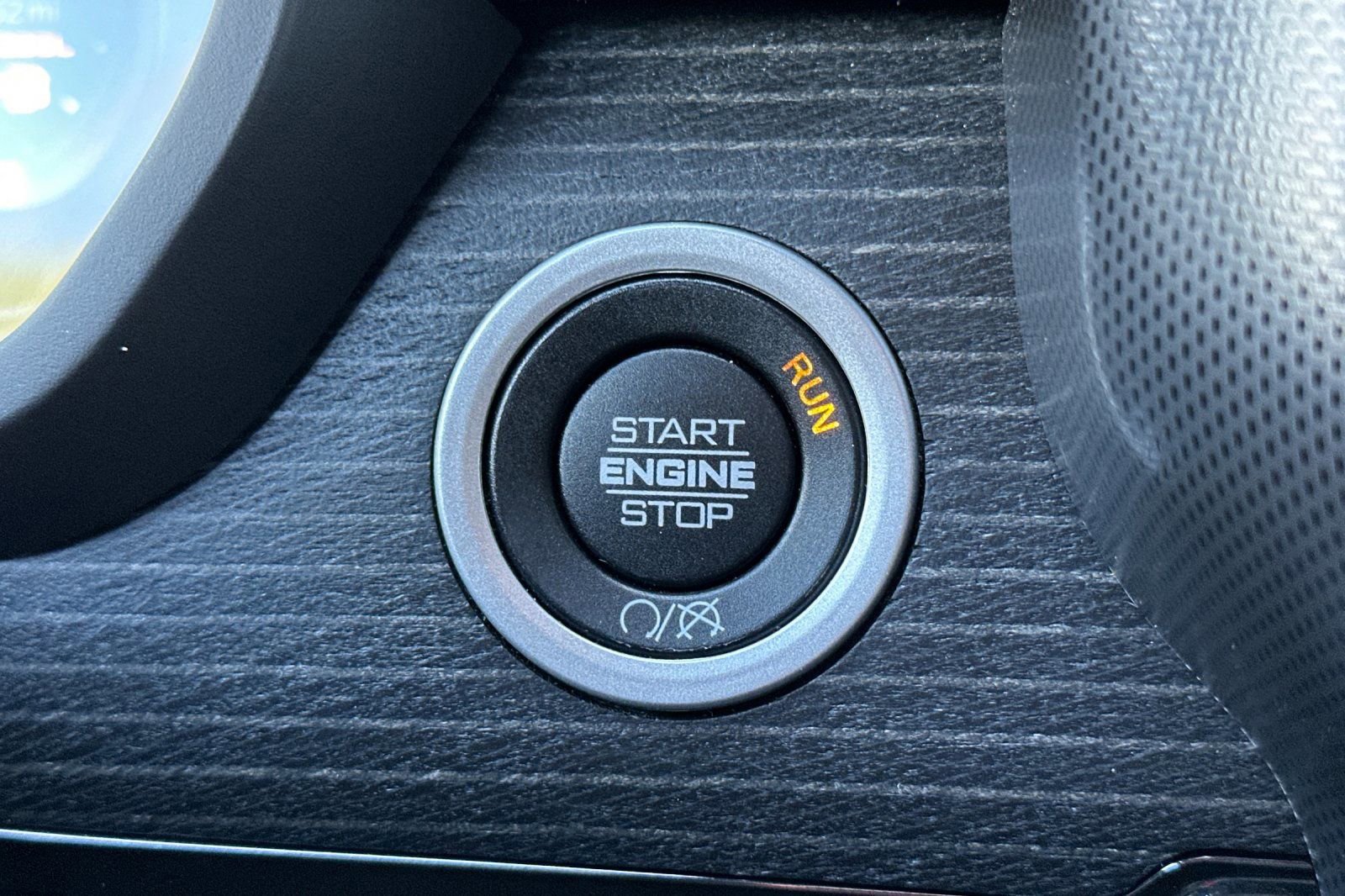 Used 2023 RAM 2500 Limited AWD/4WD image 23