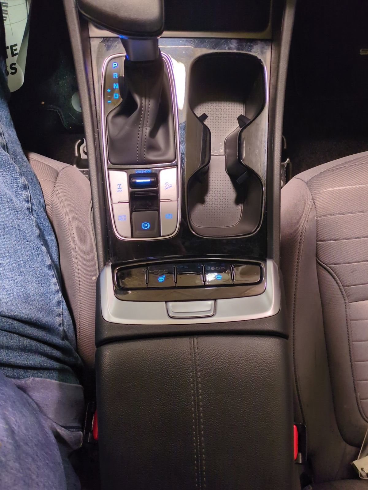 Certified 2024 Hyundai Santa Cruz SEL image 18