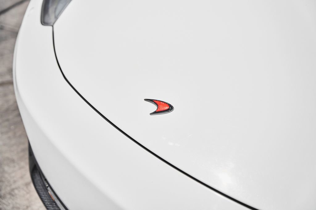 Used 2012 McLaren MP4-12C Coupe RWD image 8