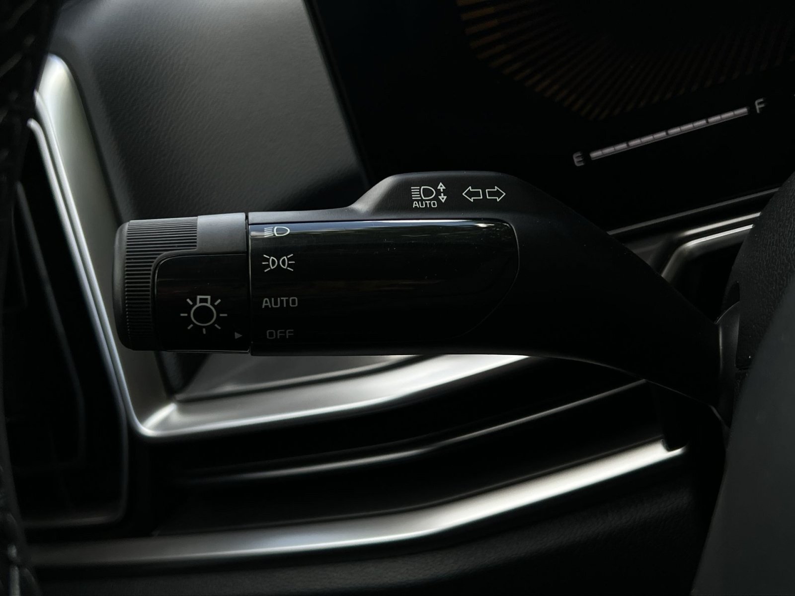 New 2026 Kia Sorento S FWD image 34
