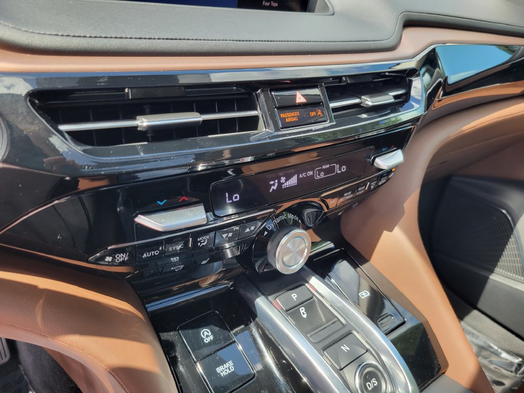 Used 2024 Acura MDX w/ Technology Package FWD image 33