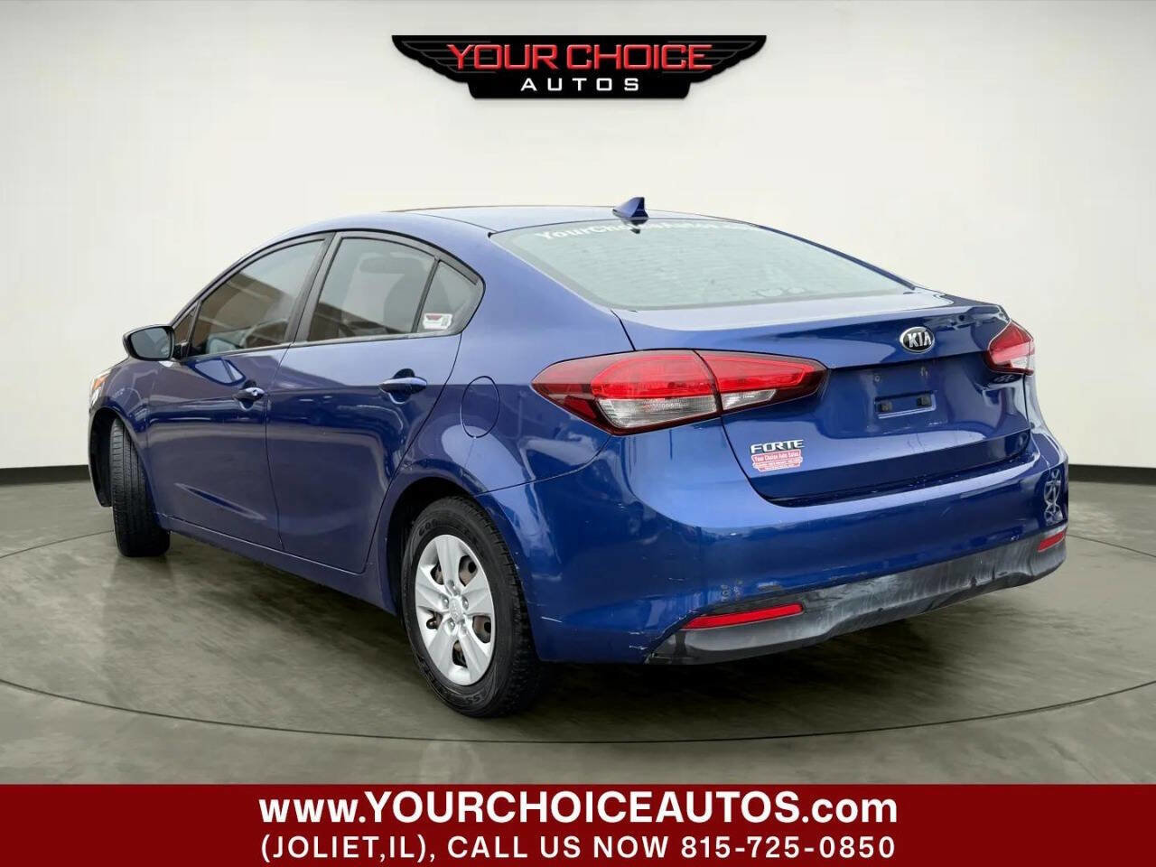 Used 2017 Kia Forte LX image 3