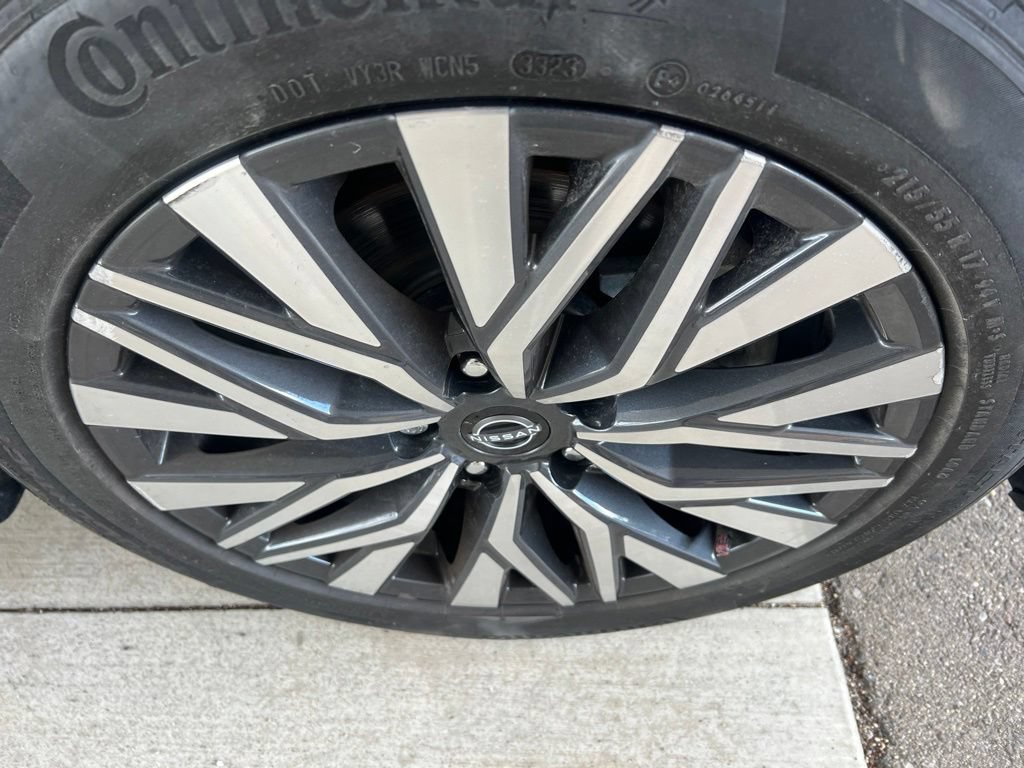 Certified 2024 Nissan Altima 2.5 SV w/ SV Premium Package FWD image 33