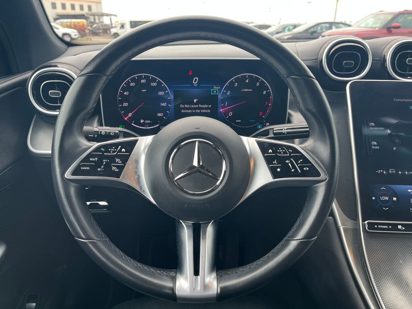 Used 2024 Mercedes-Benz GLC 300 image 28