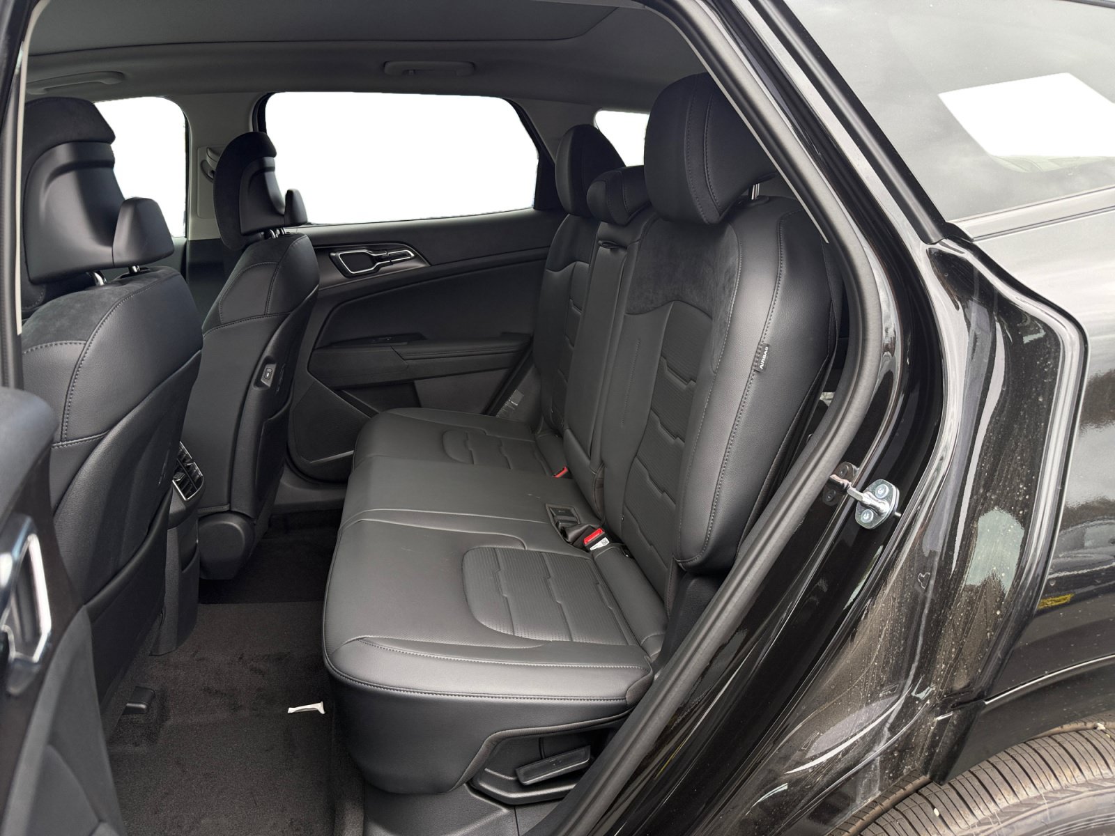 New 2027 Kia Sportage SX Prestige AWD/4WD image 16