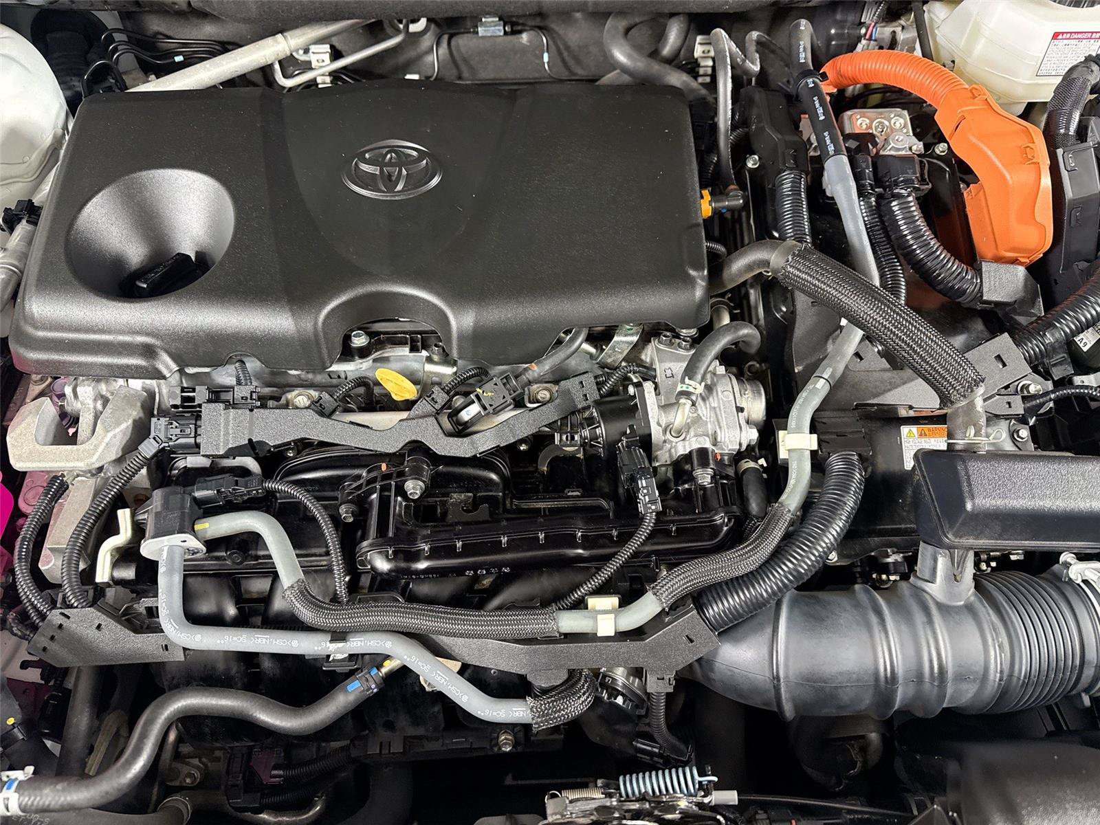 Used 2022 Toyota RAV4 XSE AWD/4WD image 47