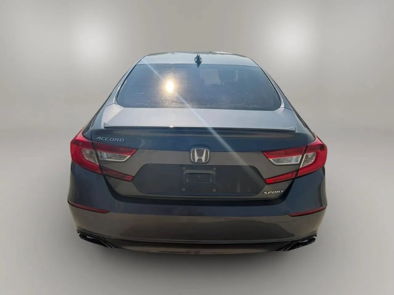 Used 2018 Honda Accord Sport image 6