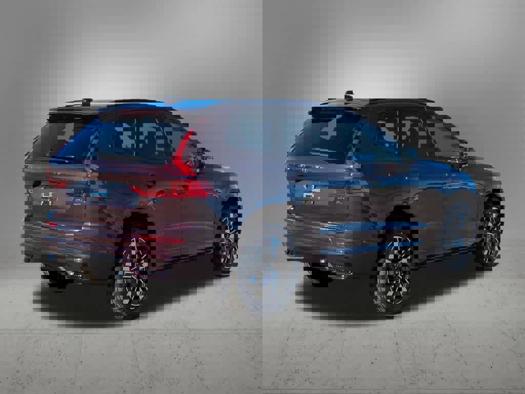 New 2026 Volvo XC60 B5 Plus w/ Protection Package Premier image 6