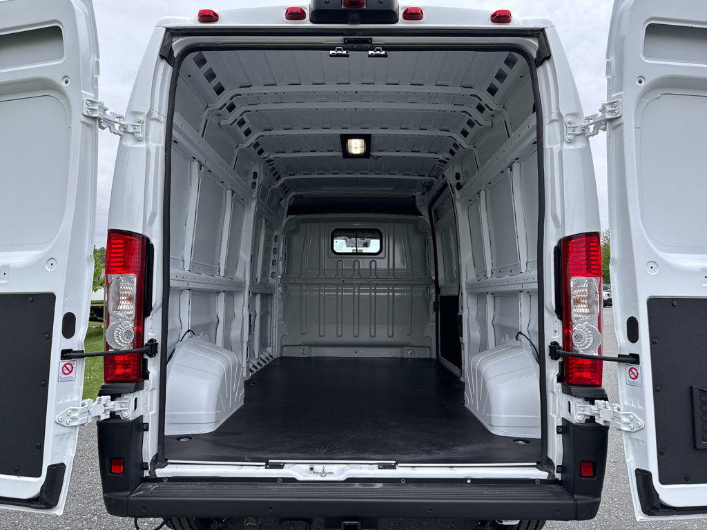 New 2026 RAM ProMaster 2500 w/ Advanced Safety Group FWD image 10