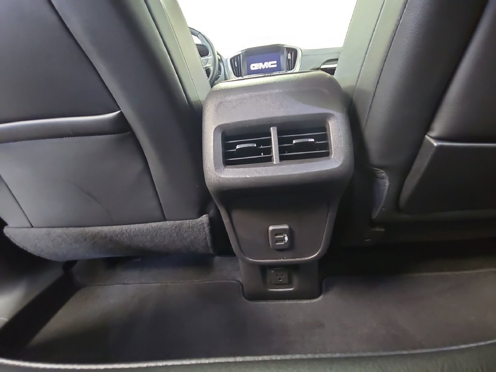 Certified 2024 GMC Terrain SLT AWD/4WD image 29
