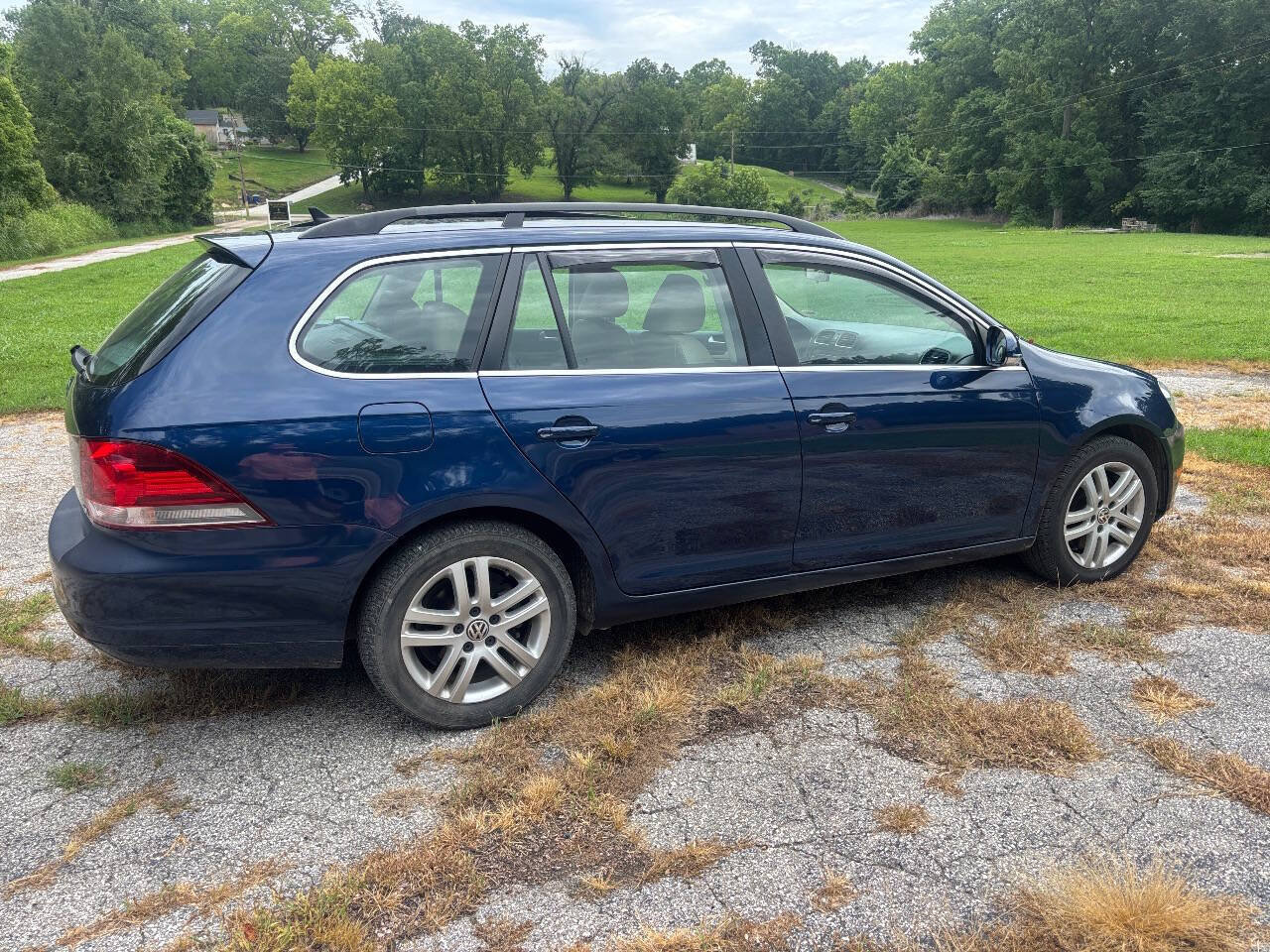 Used 2012 Volkswagen Jetta TDI FWD image 10