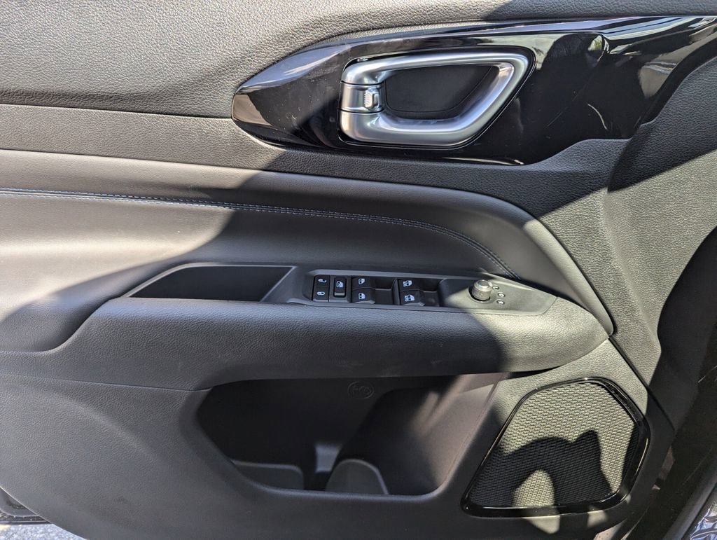 New 2026 Jeep Compass Latitude image 14