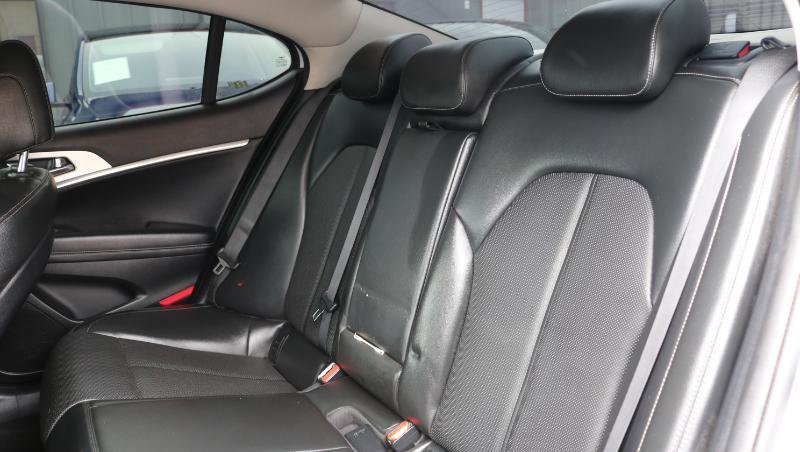 Used 2019 Genesis G70 2.0T Sport image 17