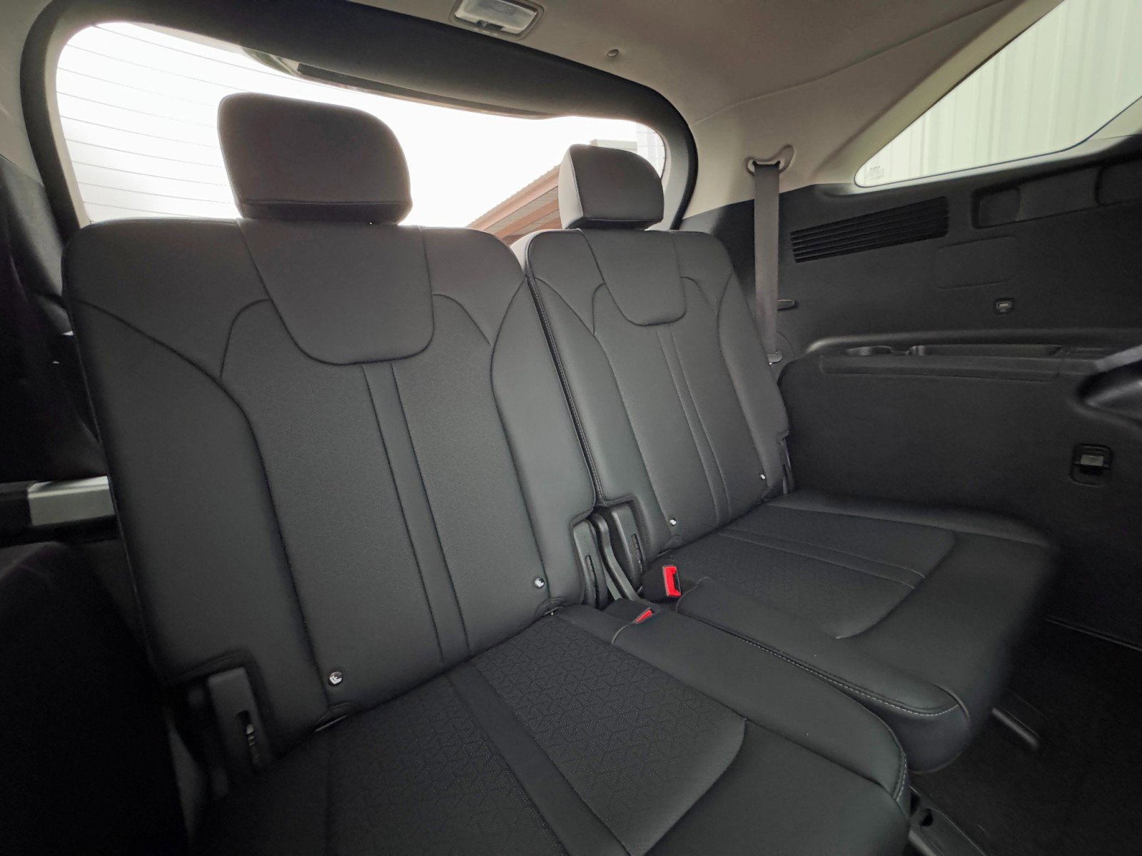 Used 2022 Kia Sorento SX w/ Panoramic Sunroof Package image 39