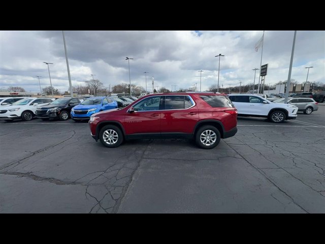 Used 2018 Chevrolet Traverse LT image 5