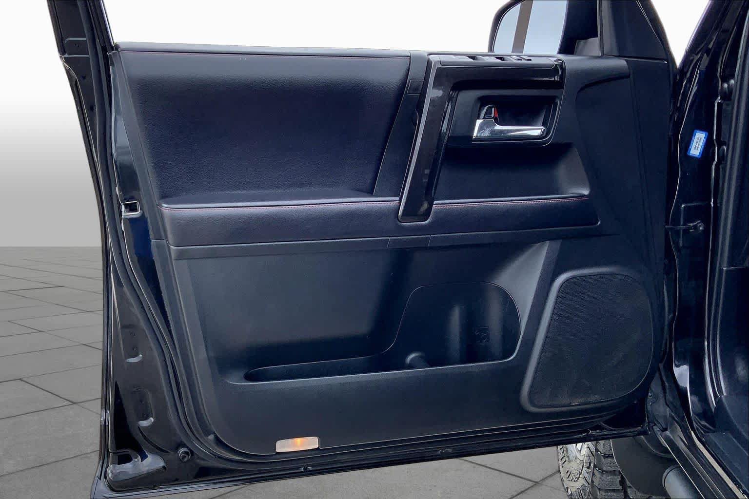 Used 2019 Toyota 4Runner TRD Off-Road Premium AWD/4WD image 21