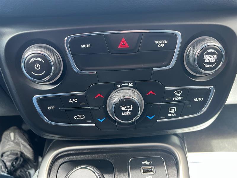 Used 2019 Jeep Compass Latitude w/ Cold Weather Group image 15