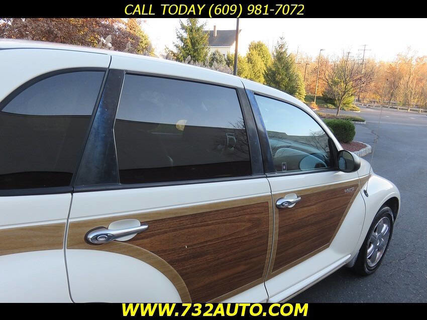Used 2005 Chrysler PT Cruiser Limited image 25