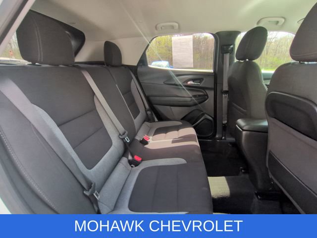 Used 2024 Chevrolet TrailBlazer LT w/ LT Cold Weather Package AWD/4WD image 26