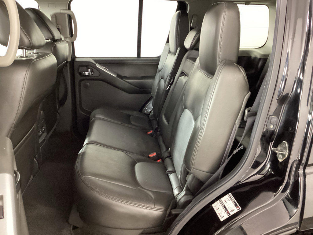 Used 2012 Nissan Pathfinder Silver w/ Protection Pkg AWD/4WD image 14