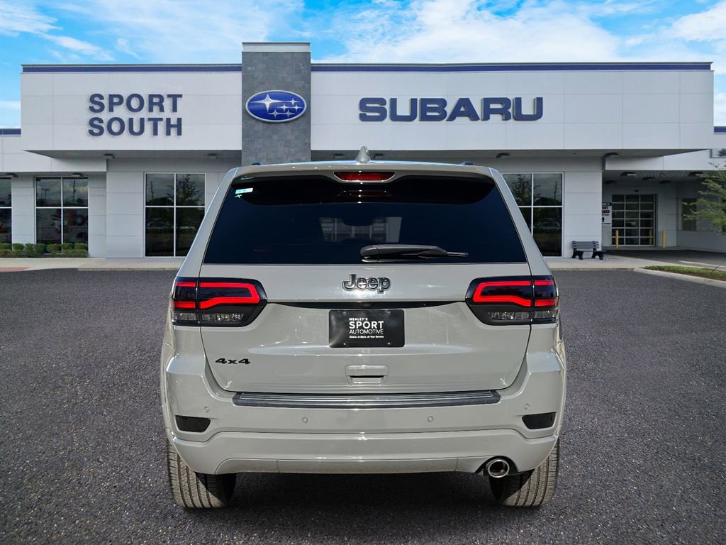 Used 2019 Jeep Grand Cherokee Altitude image 4