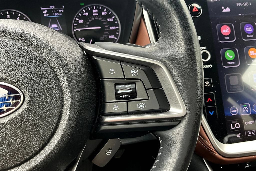 Used 2022 Subaru Outback Touring AWD/4WD image 12