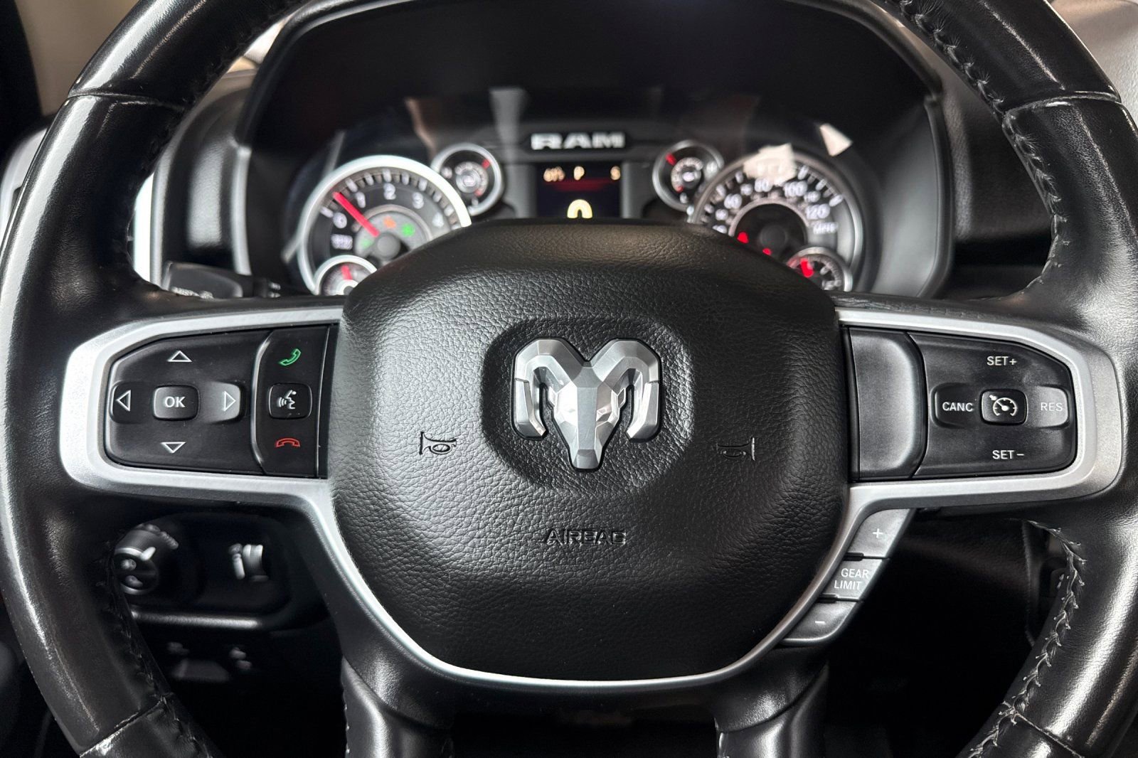 Used 2020 RAM 1500 Big Horn AWD/4WD image 33