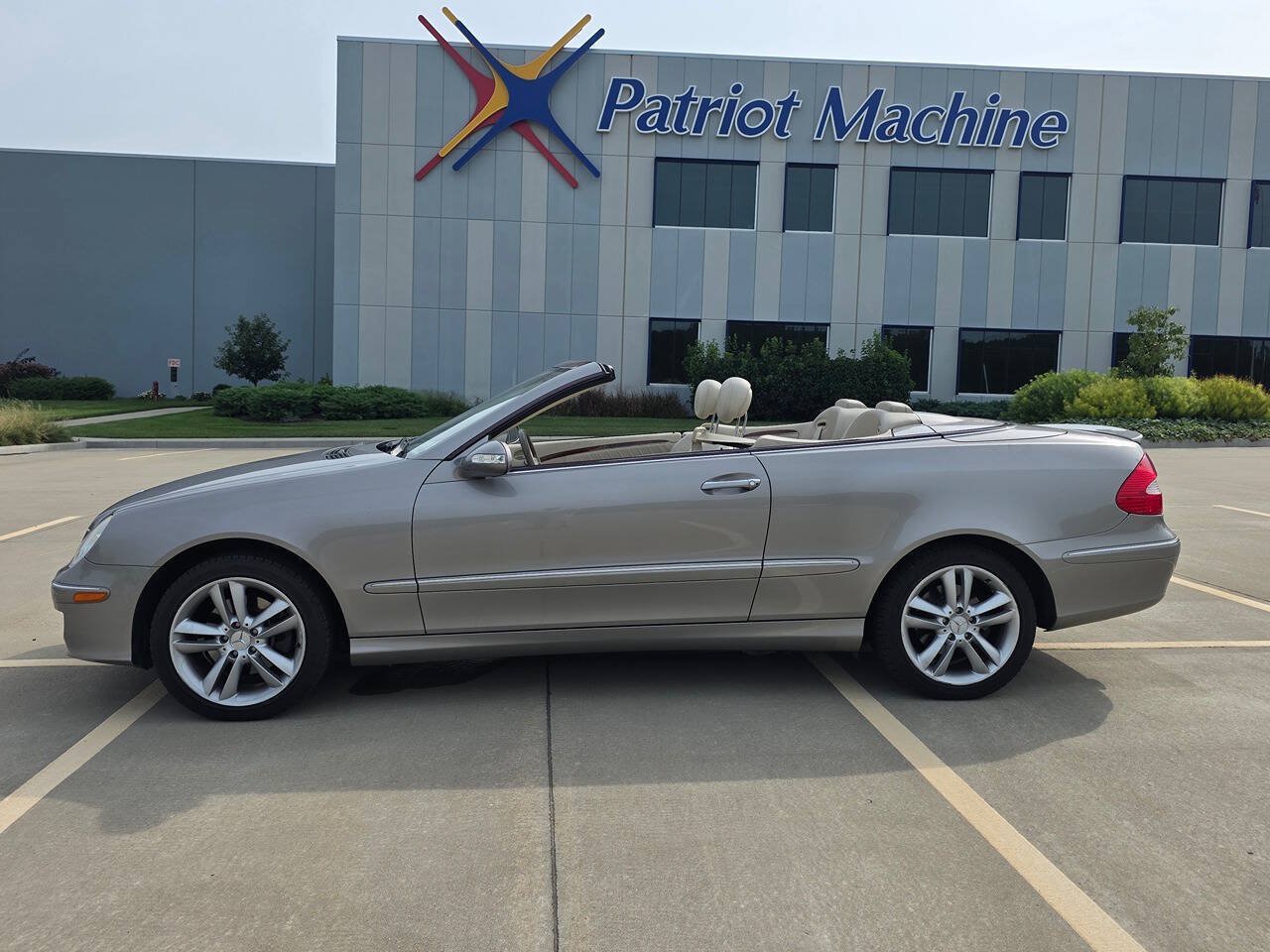 Used 2007 Mercedes-Benz CLK 350 Cabriolet image 2