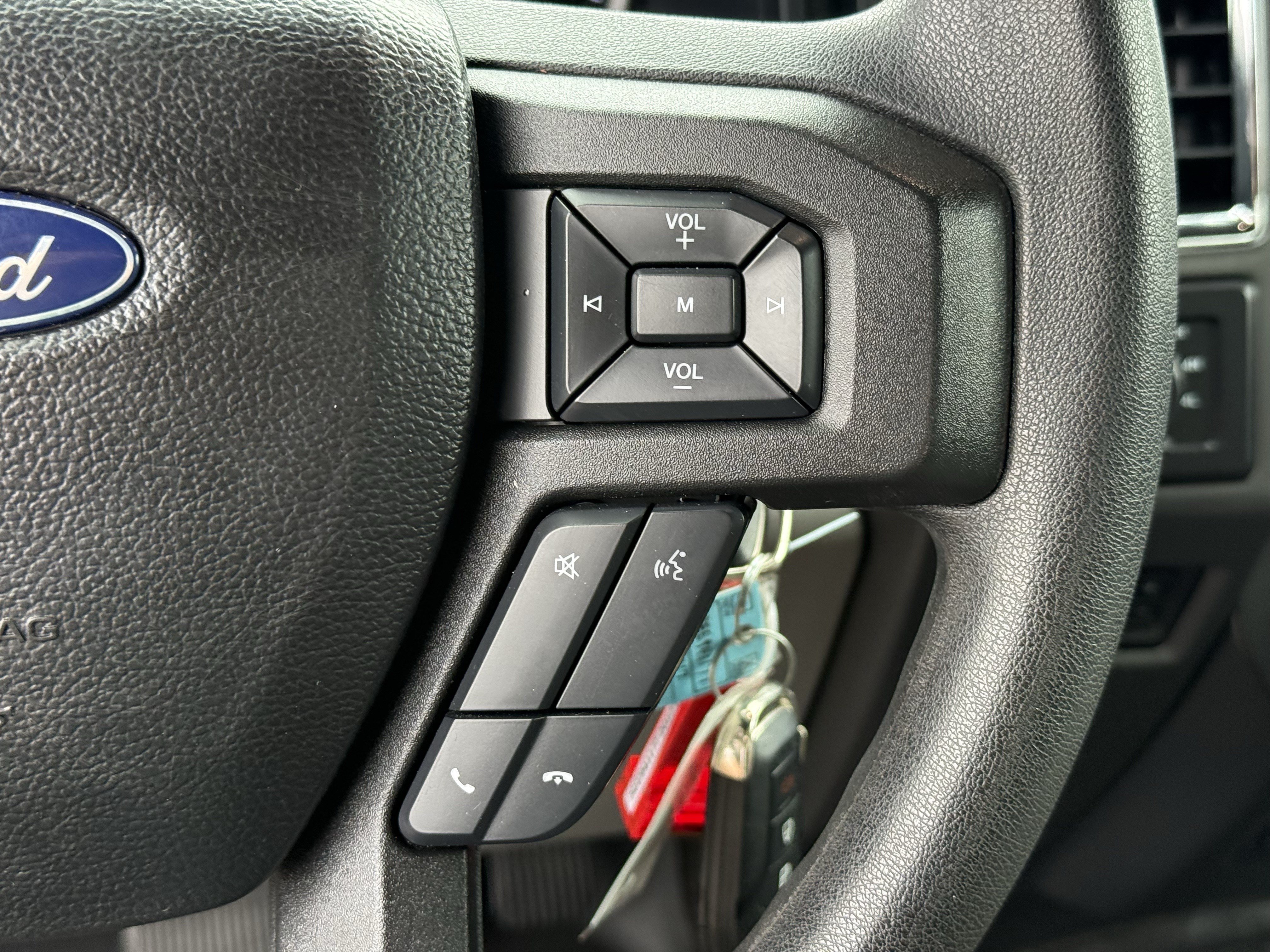 Used 2017 Ford F250 XLT w/ XLT Premium Package AWD/4WD image 17