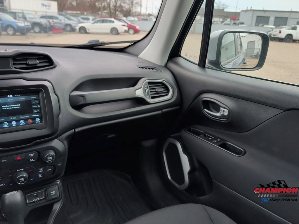 Used 2021 Jeep Renegade Latitude w/ Convenience Group AWD/4WD image 27