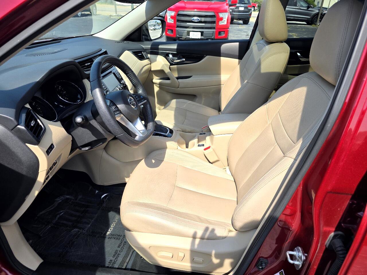 Used 2020 Nissan Rogue SL w/ Premium Package image 16