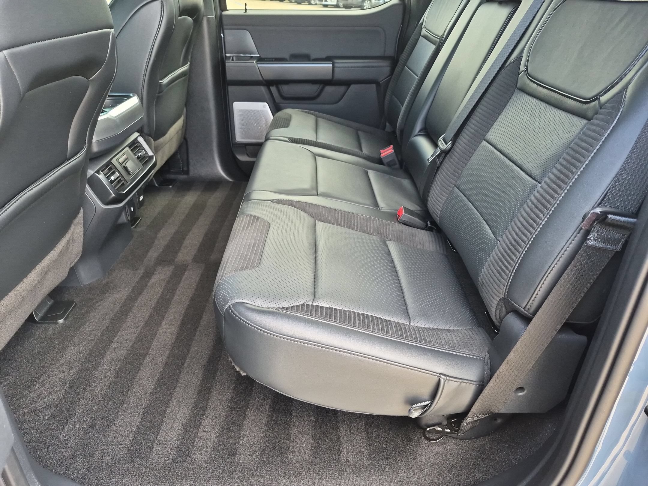 Used 2023 Ford F150 Raptor AWD/4WD image 24