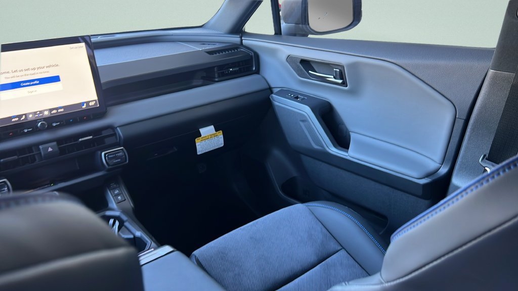New 2026 Toyota RAV4 XSE AWD/4WD image 15