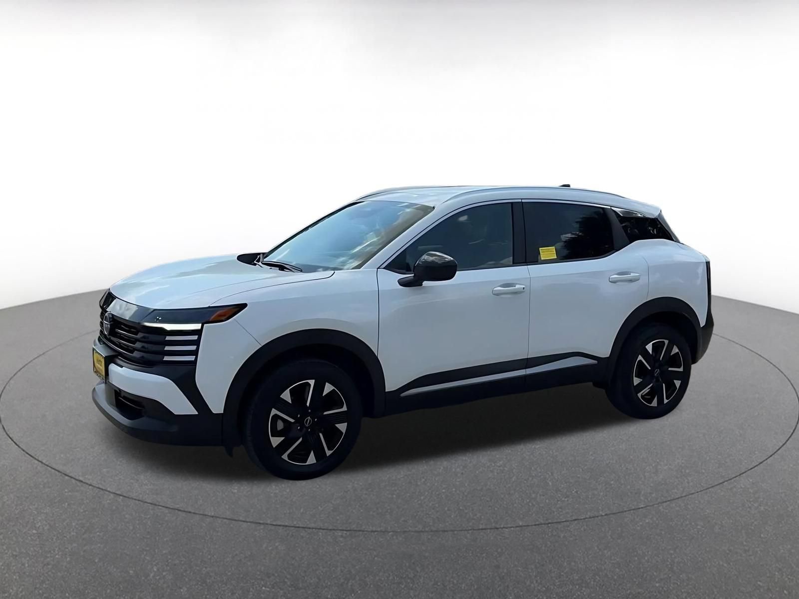 Used 2026 Nissan Kicks SV w/ Cold Weather Package AWD/4WD image 8