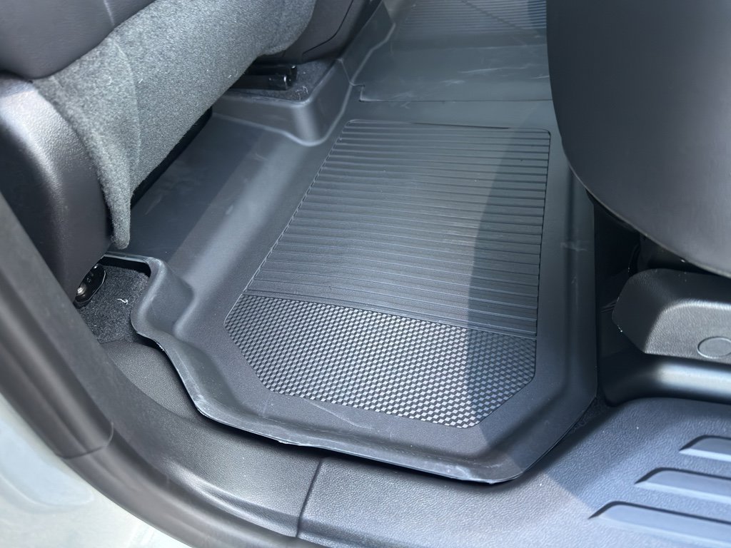 New 2026 Chevrolet Traverse RS w/ LPO, Floor Liner Package image 49