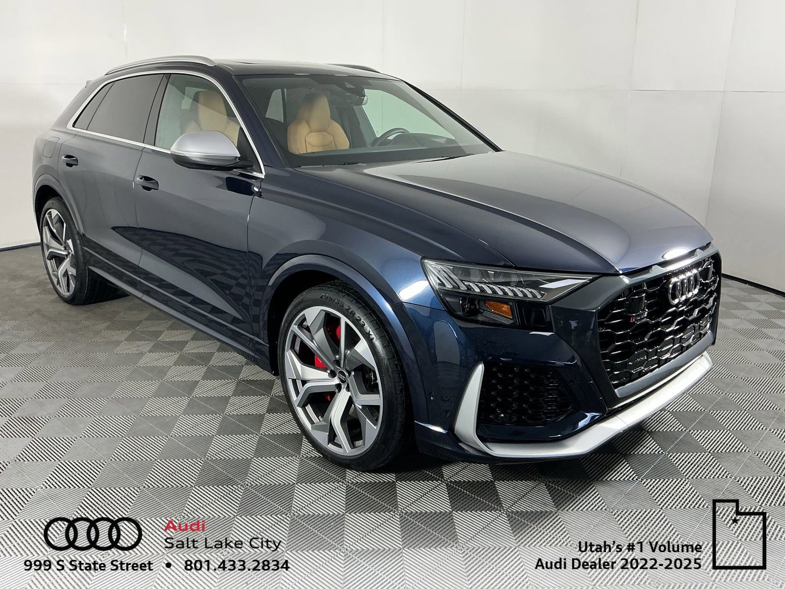 Certified 2024 Audi RS Q8 AWD/4WD image 1