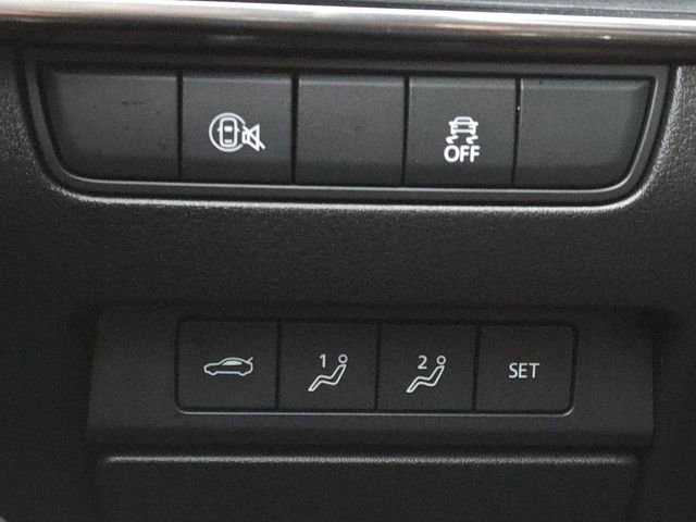 Used 2025 MAZDA MAZDA3 s image 9