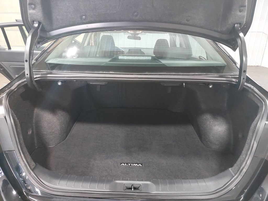 Certified 2025 Nissan Altima 2.5 SV FWD image 13